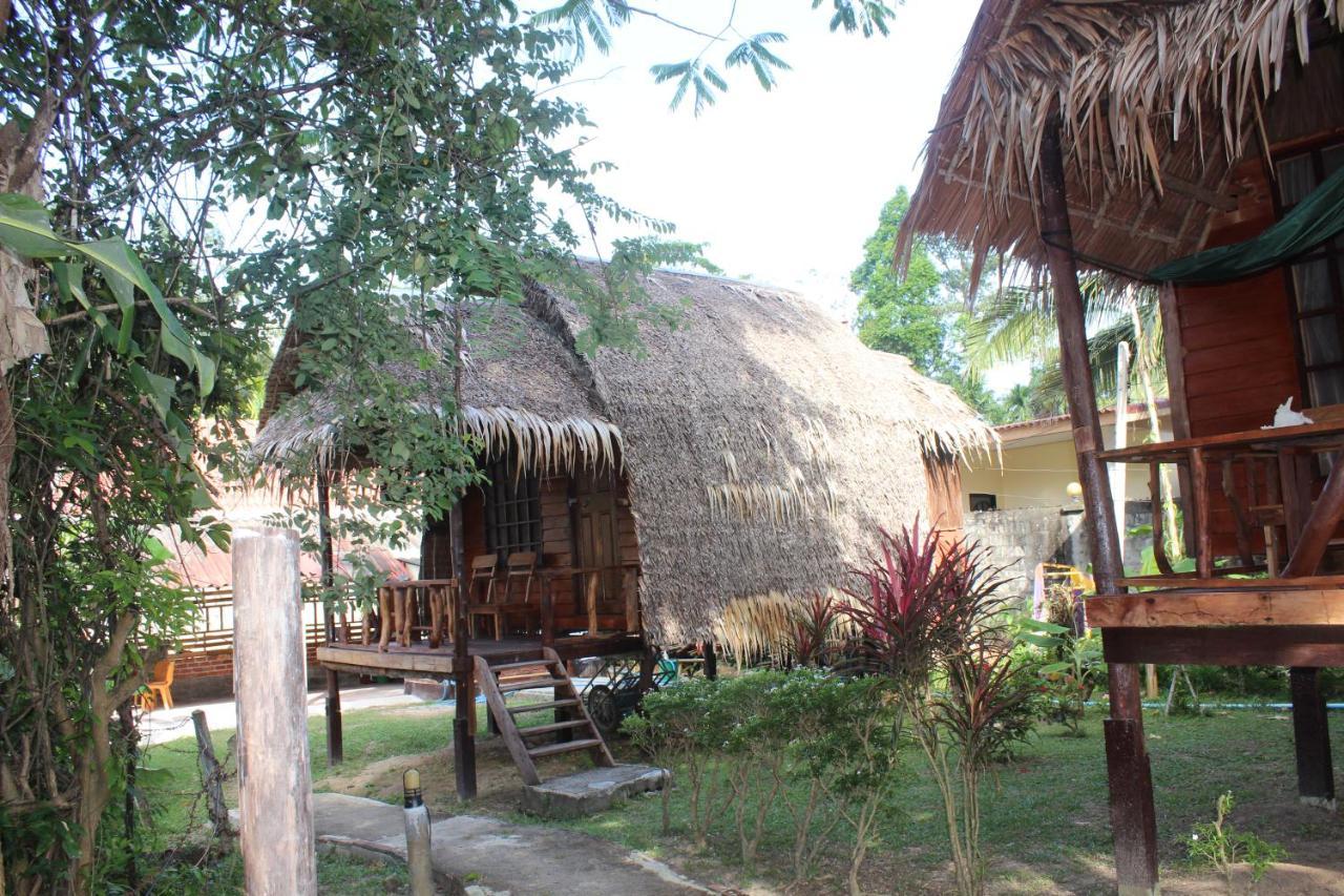 Eden Lanta Bungalow เกาะลันตา ภายนอก รูปภาพ