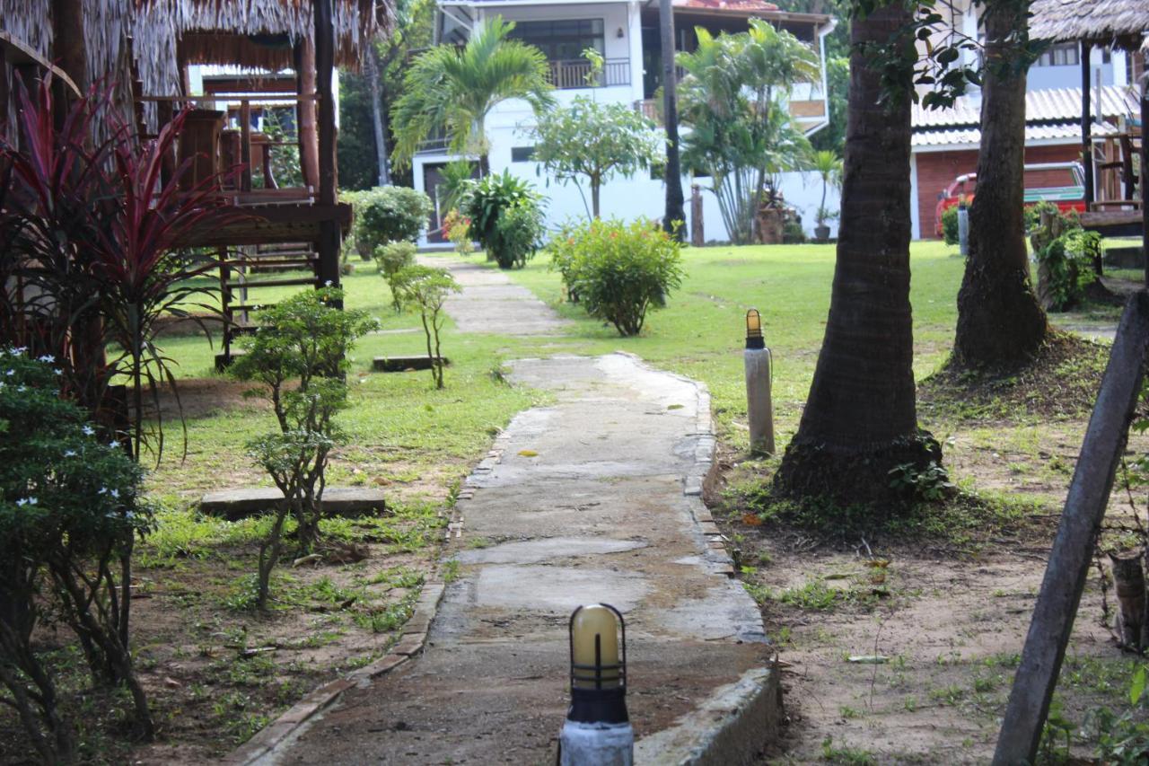 Eden Lanta Bungalow เกาะลันตา ภายนอก รูปภาพ