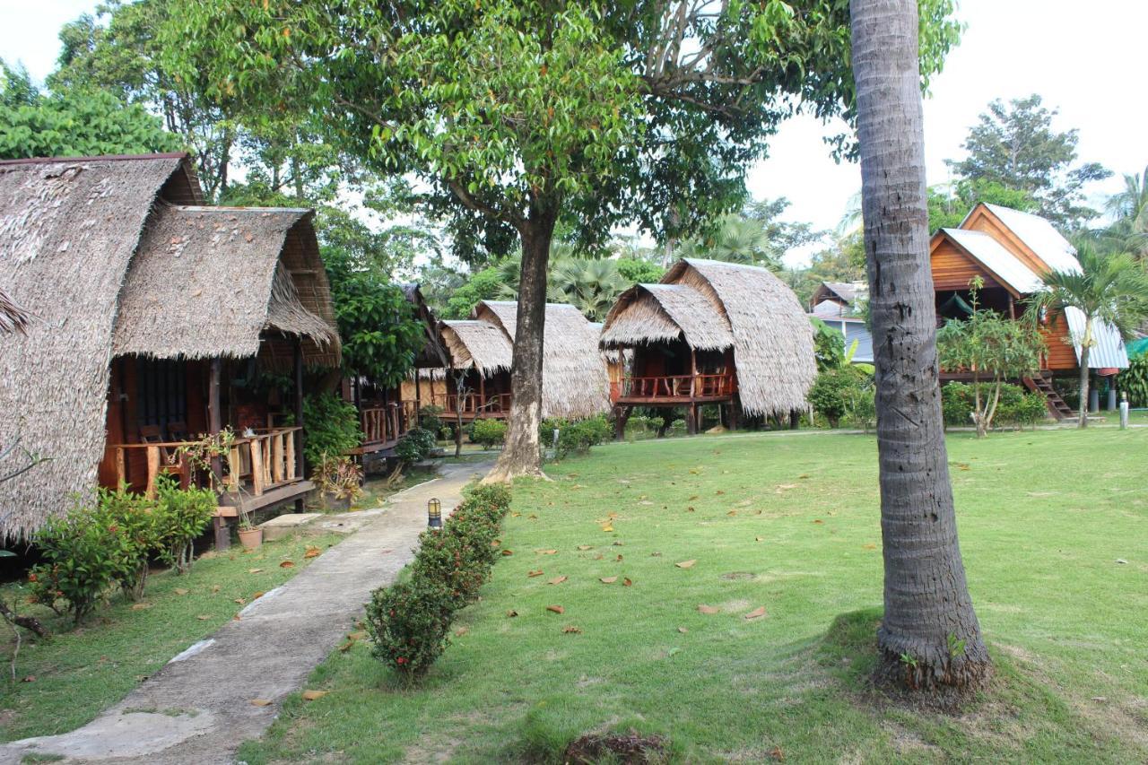 Eden Lanta Bungalow เกาะลันตา ภายนอก รูปภาพ