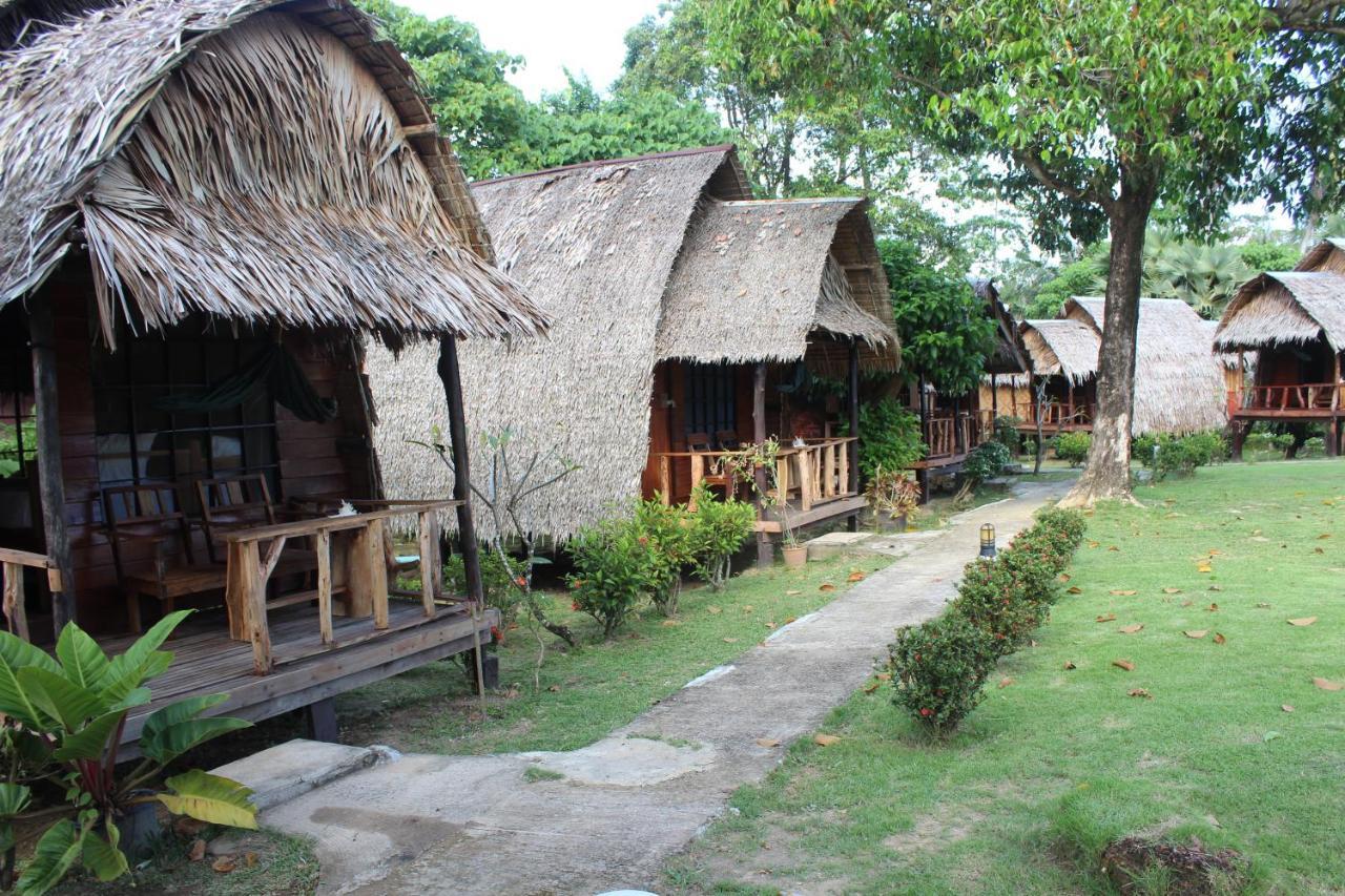 Eden Lanta Bungalow เกาะลันตา ภายนอก รูปภาพ