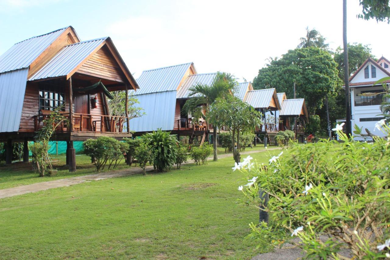 Eden Lanta Bungalow เกาะลันตา ภายนอก รูปภาพ
