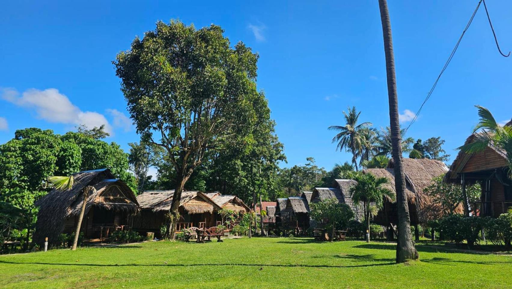 Eden Lanta Bungalow เกาะลันตา ภายนอก รูปภาพ