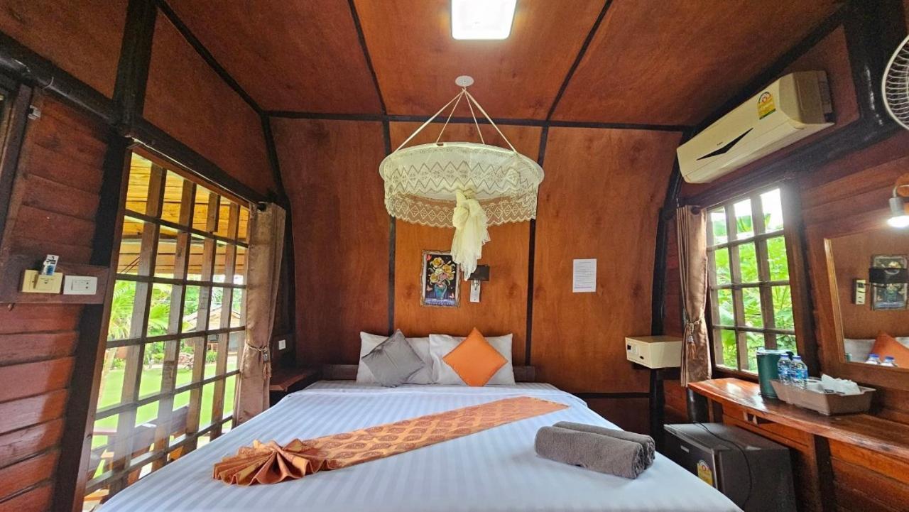 Eden Lanta Bungalow เกาะลันตา ภายนอก รูปภาพ