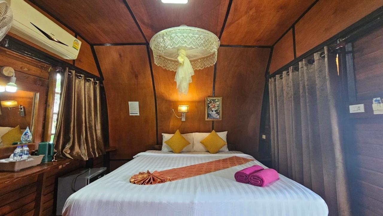 Eden Lanta Bungalow เกาะลันตา ภายนอก รูปภาพ