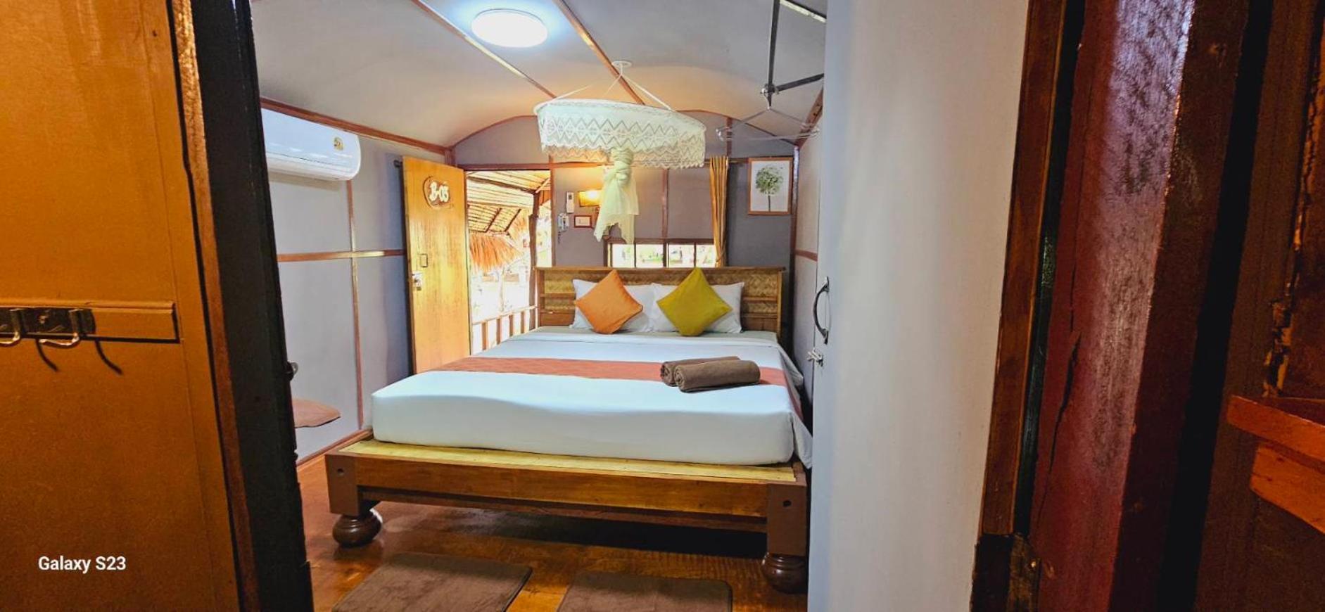 Eden Lanta Bungalow เกาะลันตา ภายนอก รูปภาพ